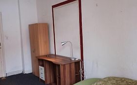 Private Room In A Shared Apartment, Free Parking